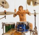 Travis Barker фотография #15 (источник - https://vk.com/id575195)