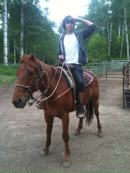 Devon Bostick фото №27